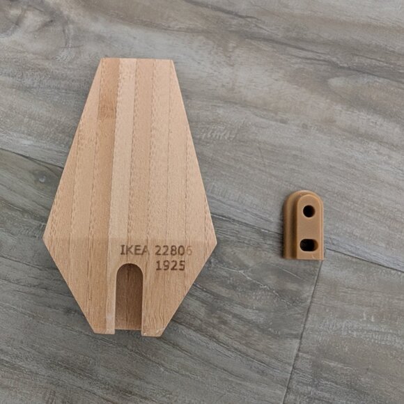 IKEA SKUGGIS Bamboo Wall Hooks (3) - Picture 7 of 7